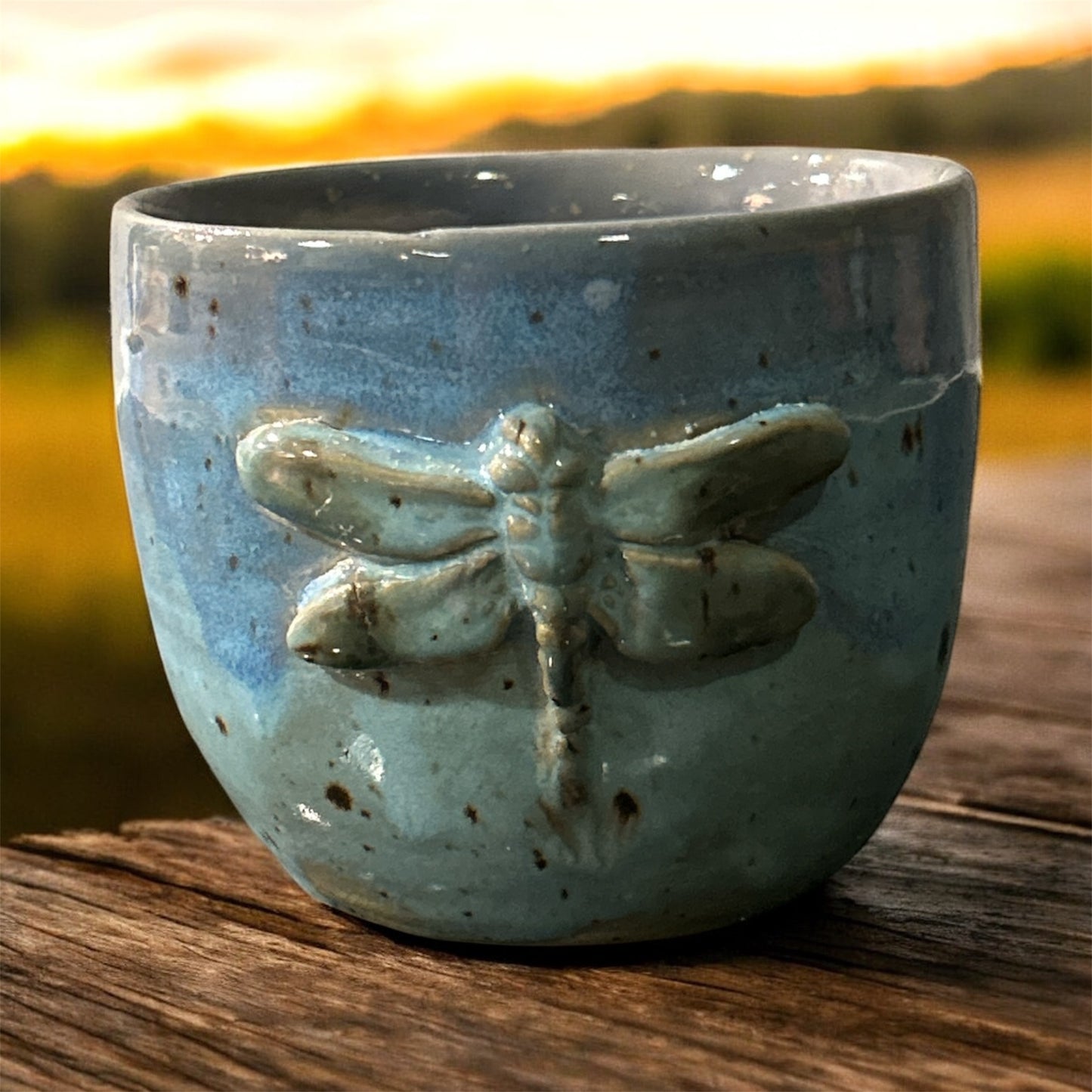 Hånddrejet stentøjskrus – 2 dl – Grøn/Blå med Guldsmed