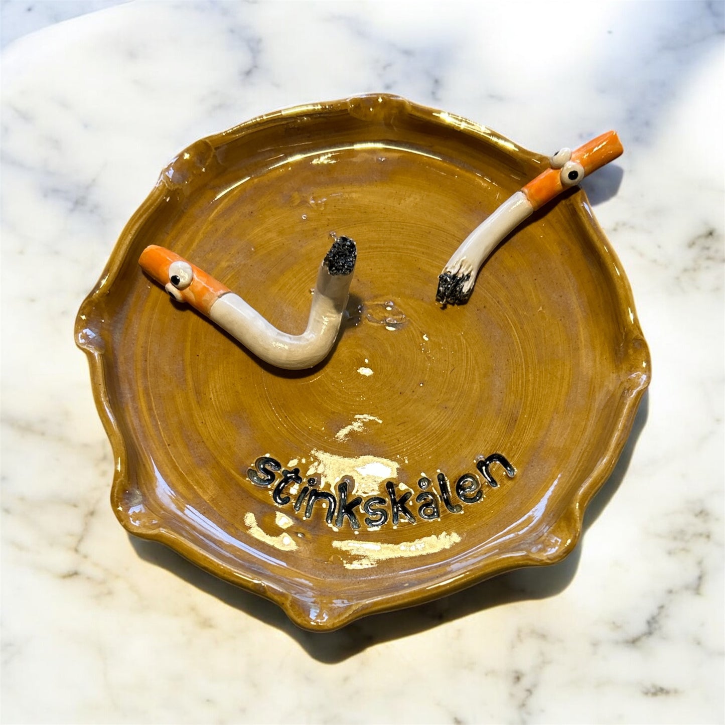 Askebæger med personlighed