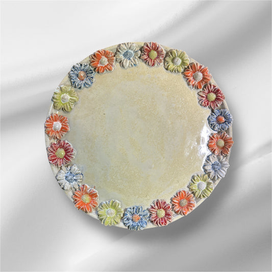 Stentøjsfad med blomster